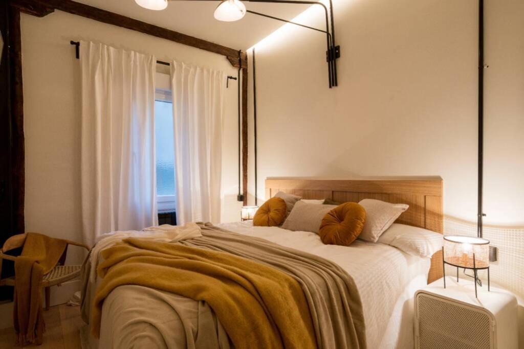 Rustic Bilbao Apartment Exterior photo